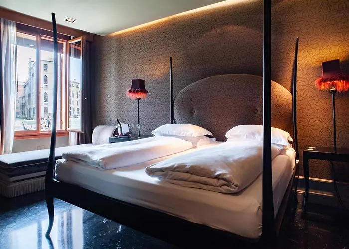 Palazzo Barbarigo Sul Canal Grande 4*